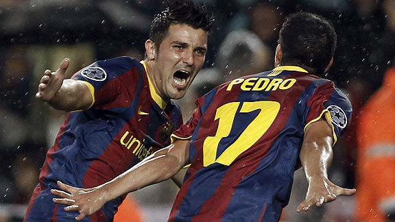 Villa celebra el gol con Pedro