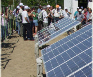 Paneles solares instalados en Cuba