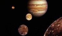 Montaje de Júpiter y los satélites galileano Foto NASA