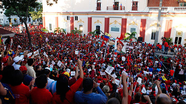 “Se ha iniciado el retorno”, dijo el Chávez y reiteró su agradecimiento personal por las manifestaciones de amor que ha recibido desde muchos lugares del mundo. Foto Agencias
