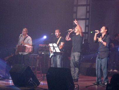 Buena Fe comparte escenario con el Dúo D´Corazón . Foto: Ernesto Sierra