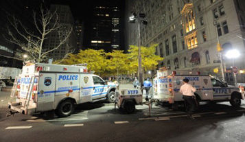 Brutalidad contra indignados en Wall Street. Foto: AFP