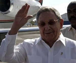 Raúl Castro en el aeropuerto