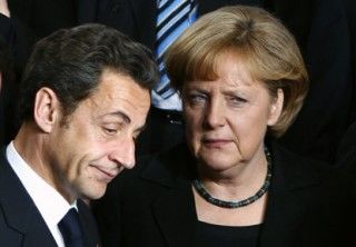 Nicolás Sarkozy y Angela Merkel