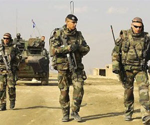 Francia descarta una retirada militar de Afganistán este año