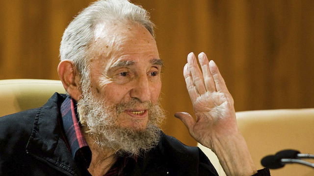 Tras los cálidos saludos de bienvenida, Fidel sugirió concentrar el diálogo a partir de una pregunta: ¿cuál creen ustedes que es el problema más serio que tenemos hoy?. Foto: Roberto Chile/Cubadebate