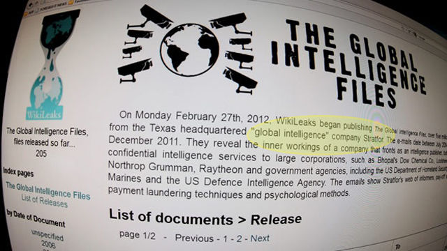 Nuevas revelaciones de Wikileaks, esta vez dirigidas a la agencia privada de espionaje Stratfor, el sitio web sacó a la luz pública más de cinco millones de correos electrónicos. Foto: AFP