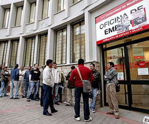 España: Izquierda Unida expone su plan contra desempleo en el país