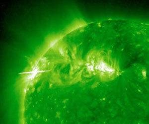 La tormenta solar más fuerte en cinco años alcanza la Tierra