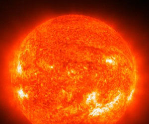 En los próximos meses el Sol 'bombardeará' la Tierra con tormentas más potentes