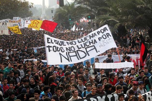 Marcha de estudiantes chilenos. Foto: EFE