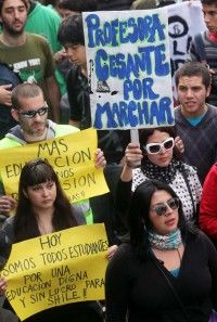 Marcha de estudiantes chilenos. Foto: EFE