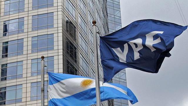Argentina declaró de utilidad pública y sujeta a nacionalización la petrolera española Repsol IPF.
