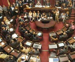 Senado argentino debate este martes proyecto de ley sobre Repsol-YPF