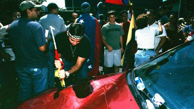 Asedio a la Embajada de Cuba en Caracas 2002