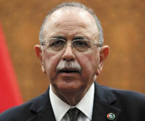 Se desconoce si el premier libio se encuentra en el lugar del ataque.