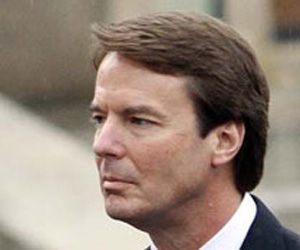 Jurado inicia deliberaciones en juicio contra John Edwards en EE.UU. 