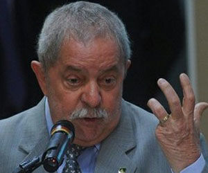 Lula no descarta ser candidato presidencial, si Roussef no se postula
