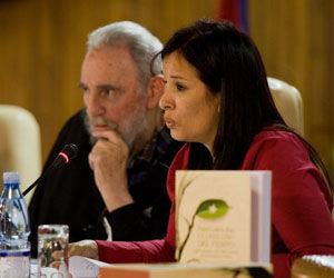 Fidel y Katiuska Blanco, durante la presentación del libro en La Habana.