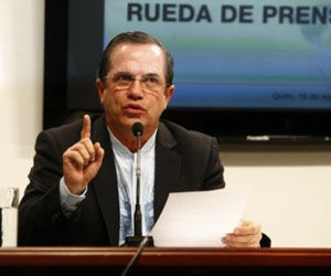 Ecuador rechazará cualquier represalia de EE.UU. por caso Assange