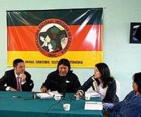 Indígenas colombianos solicitan participar en los diálogos de paz