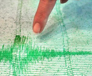 Nuevo sismo deja incomunicadas a poblaciones afectadas por el terremoto en Irán