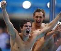 Campeón olímpico francés deja la piscina para ganarse la vida