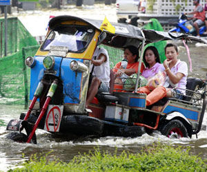 Lluvias e inundaciones causan estragos en Tailandia