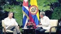 Presidente de Cuba Raúl Castro y su homólogo colombiano Juan Manuel Santos