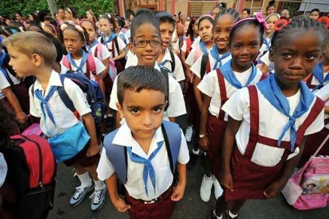 Más de un millón 750 mil estudiantes comienzan hoy en Cuba el curso escolar 2017-2018
