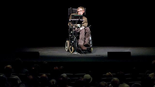 Muchos descubrimientos de Stephen Hawking revolucionaron la física teórica