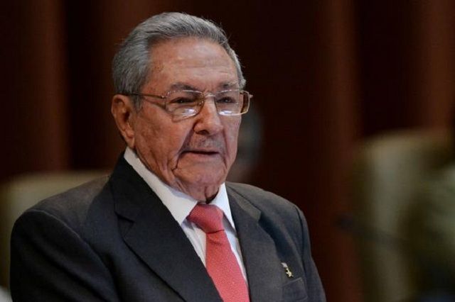 Raúl Castro Ruz pronuncia discurso al clausurar la sesión constitutiva de la IX Legislatura de la Asamblea Nacional del Poder Popular. Foto ACN