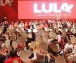 Seguidores de Lula acompañaron el 8 de junio el lanzamiento nacional de su precandidatura a la Presidencia. Foto: EFE