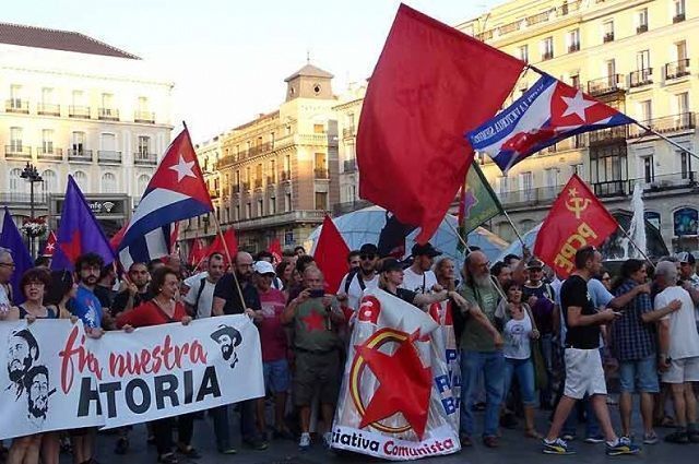 Desfile en España en contra del Bloqueo impuesto a Cuba por Estados Unidos 01