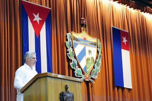  Una vez más, con sano orgullo, sentimos que en este Parlamento también somos Cuba. Foto: Estudios Revolución 