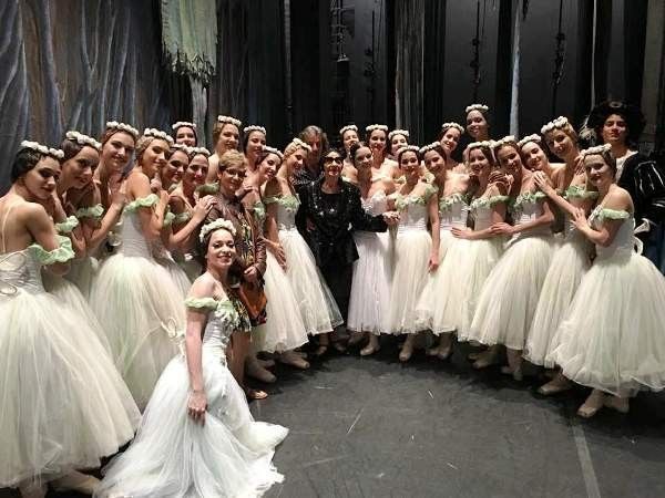 Alicia Alonso y el Ballet Nacional de Cuba. Foto: cortesía de la institución.