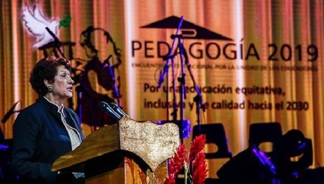 Enna Elsa Velázquez Cobiella, ministra de Educación en el Congreso de Pedagogía 2019 en Cuba